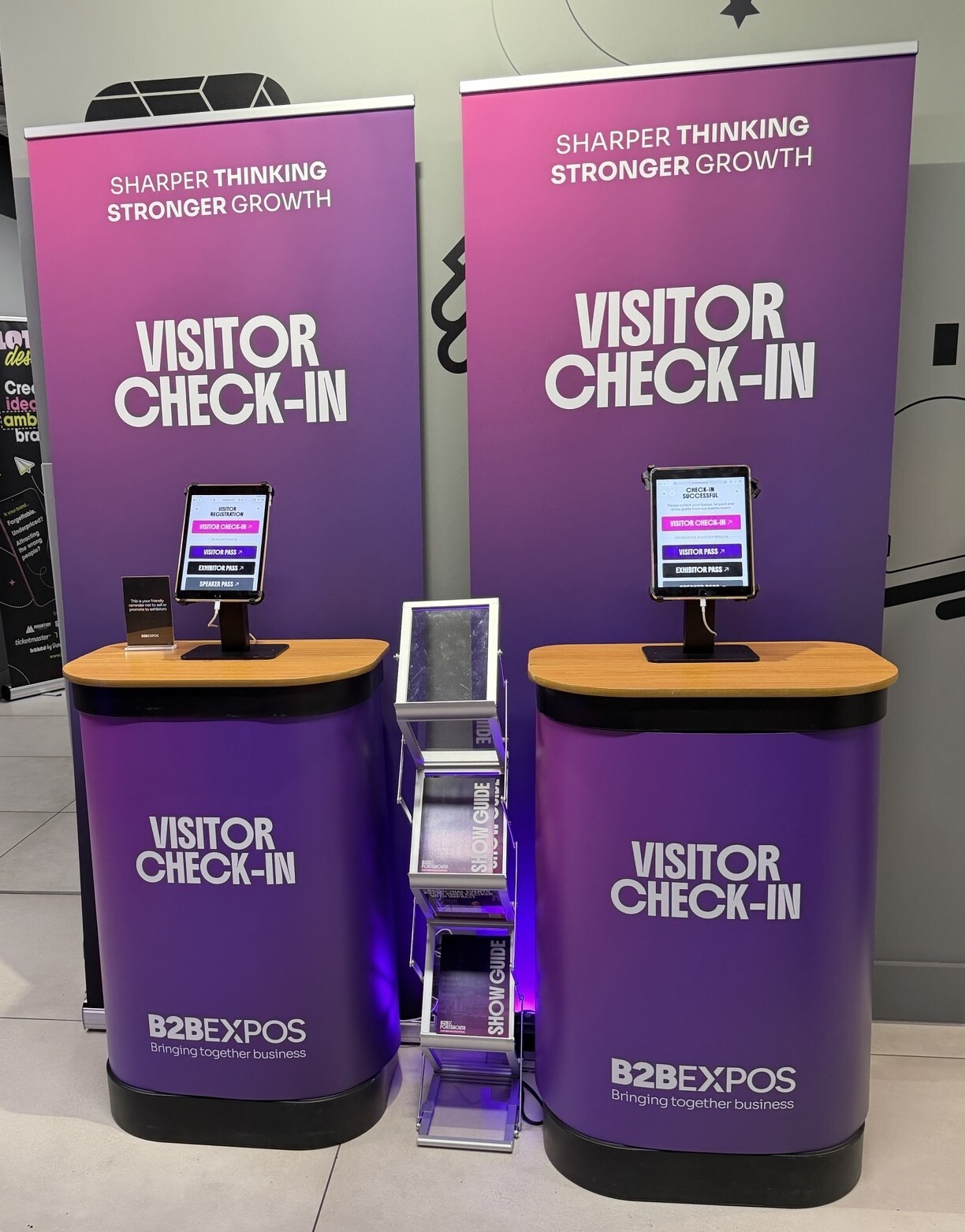 b2bx-expo-check-in.jpeg